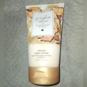 Bath & Body Works Gingham Glow Creamy Body Scrub - Gold and Cream